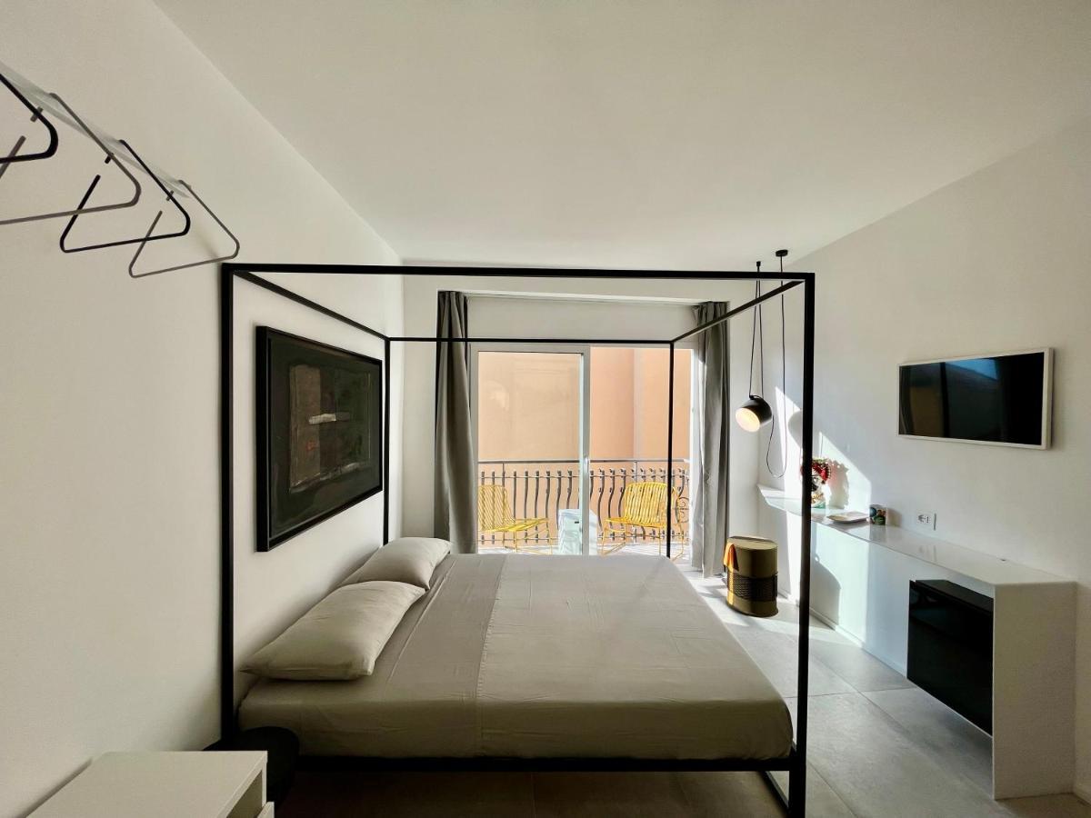 טאורמינה Don Diego Luxury Rooms מראה חיצוני תמונה