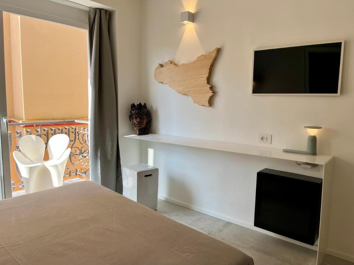 טאורמינה Don Diego Luxury Rooms מראה חיצוני תמונה