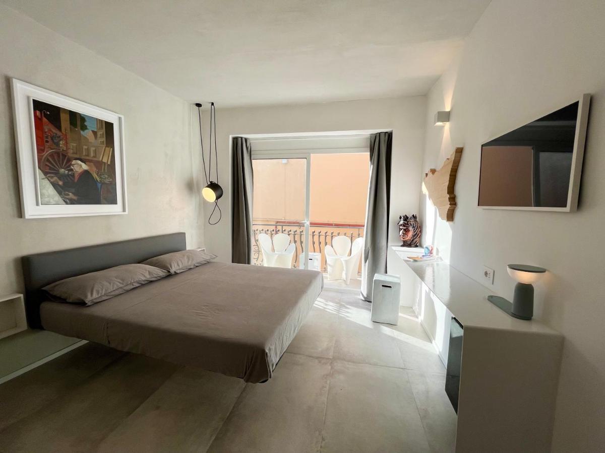 טאורמינה Don Diego Luxury Rooms מראה חיצוני תמונה